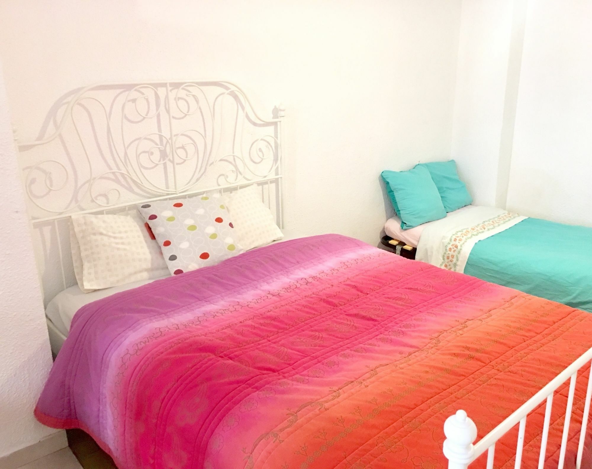 Oyo Ruzafa Guesthouse Valencia Bagian luar foto