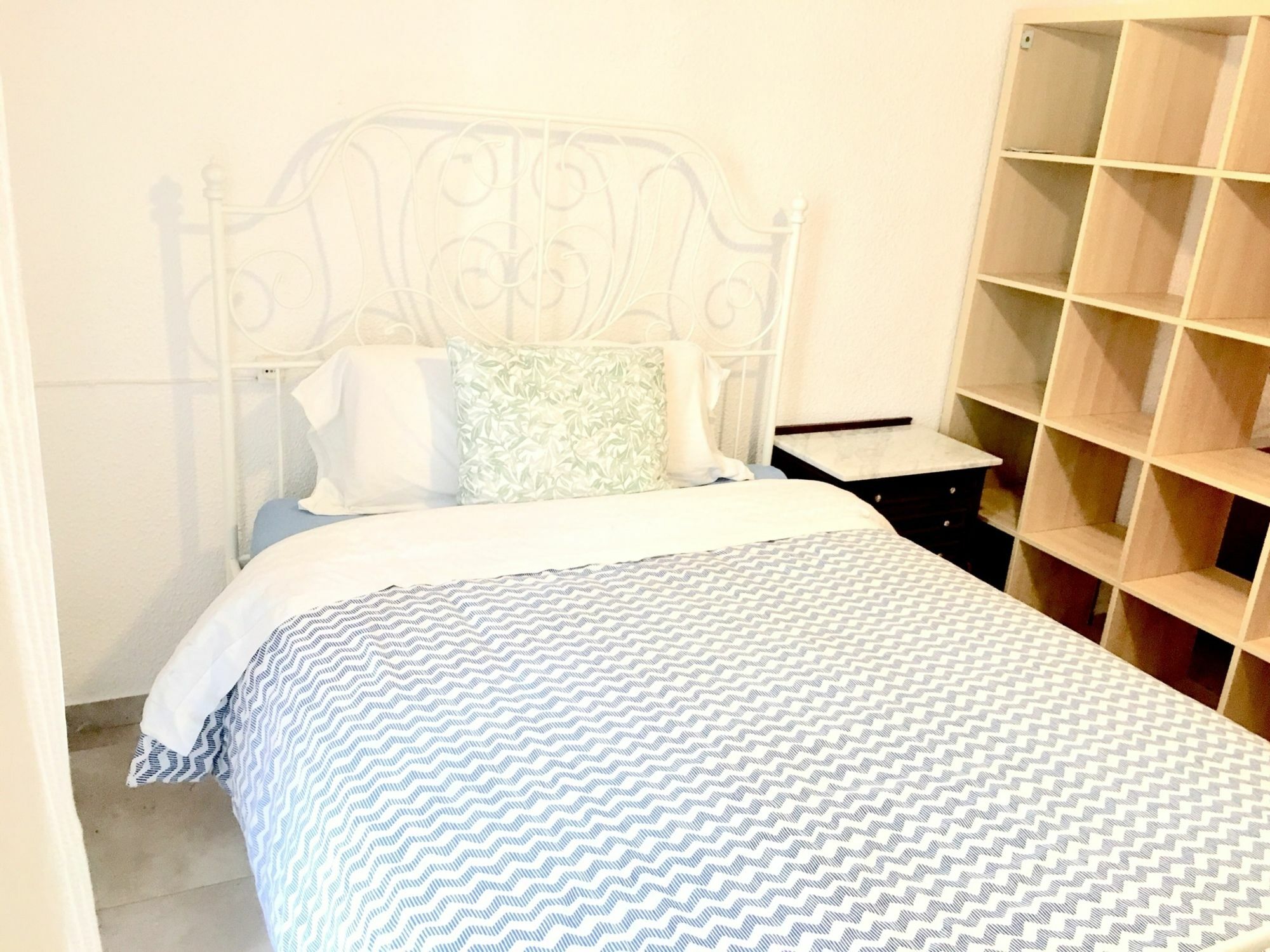 Oyo Ruzafa Guesthouse Valencia Bagian luar foto